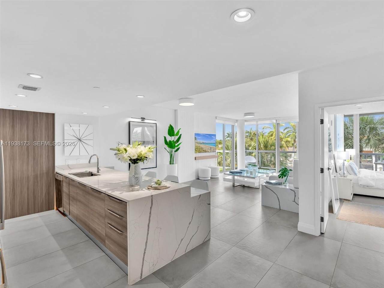 9940 Bay Harbor Dr - Photo 1