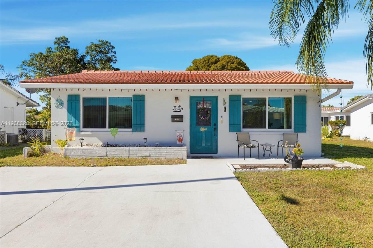 5723 87th Ave - Photo 1