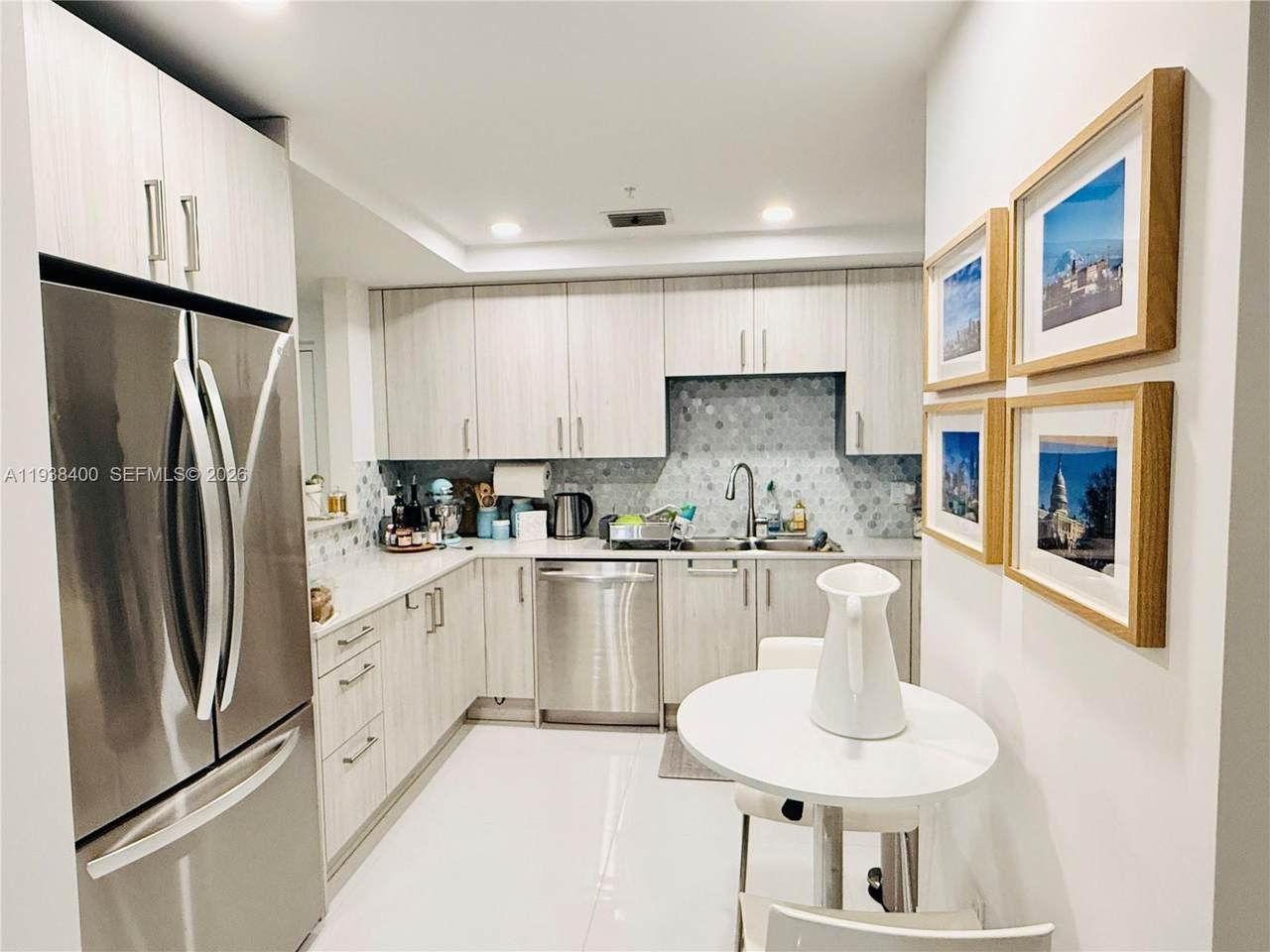 10950 82nd St - Photo 1