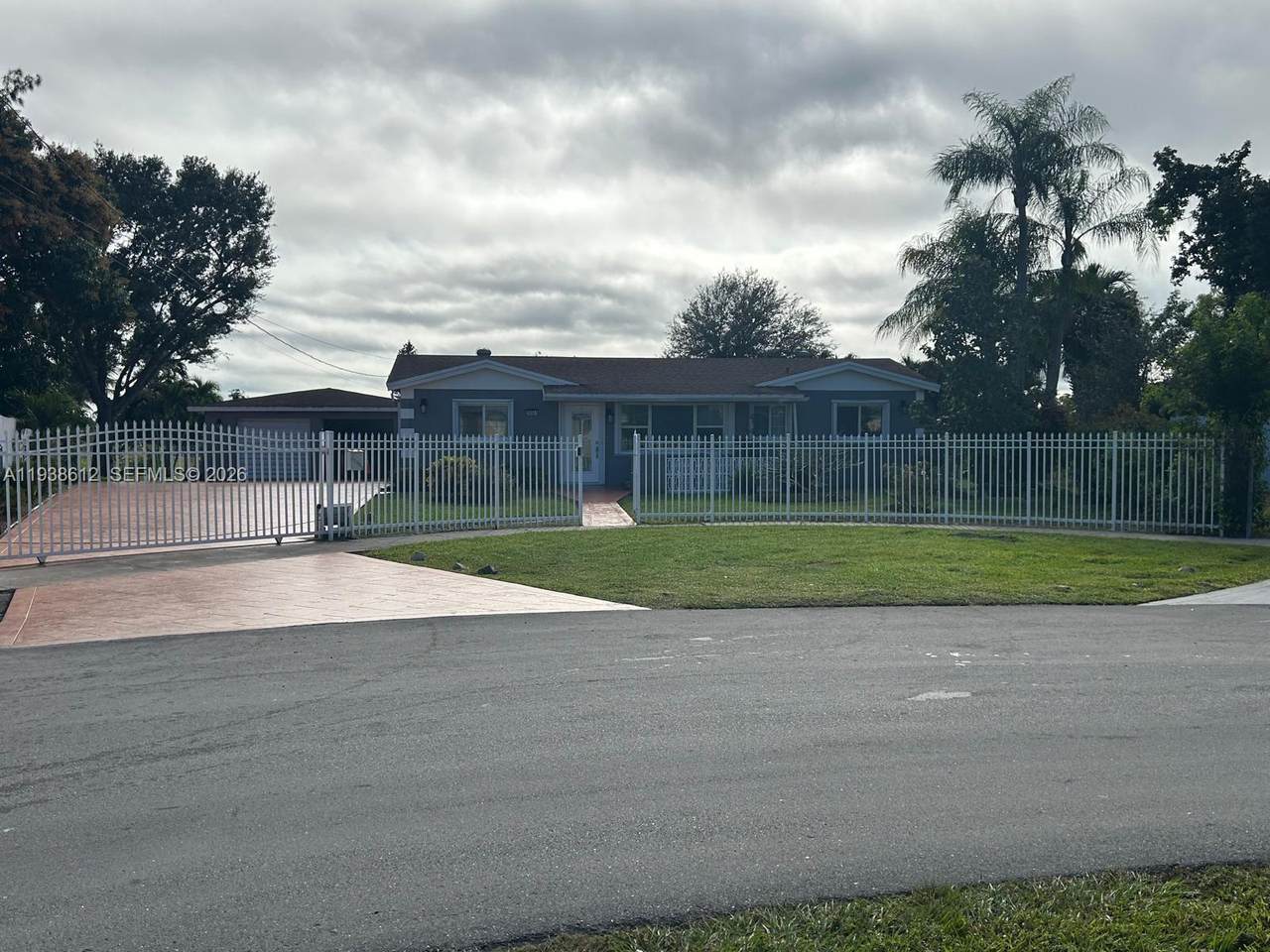 20501 30th Ave - Photo 1