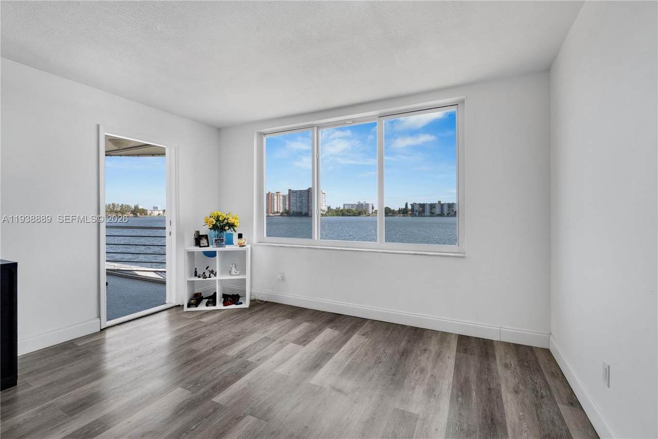 1140 191st St - Photo 1