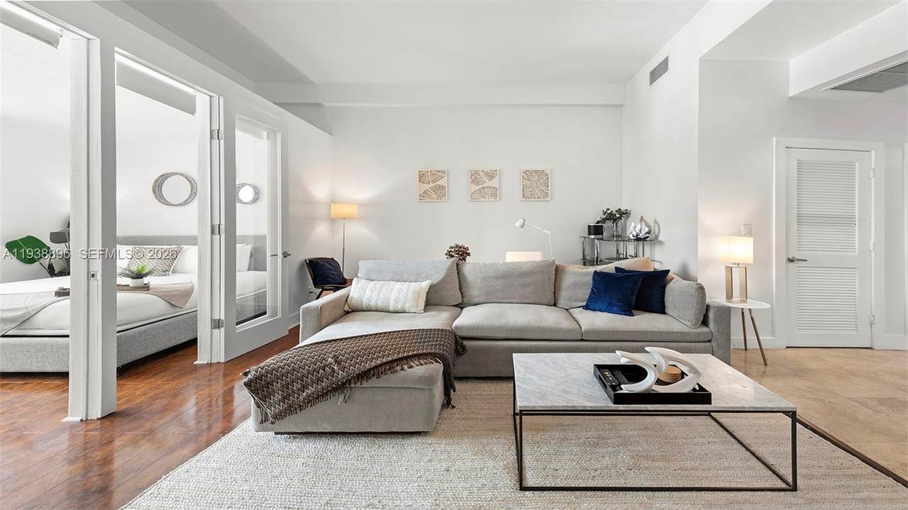 2301 Collins Ave - Photo 1