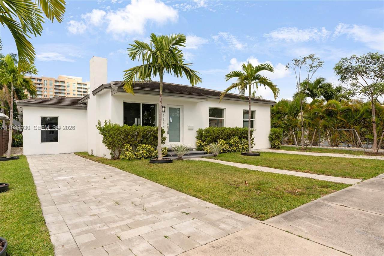 2714 36th Ave - Photo 1