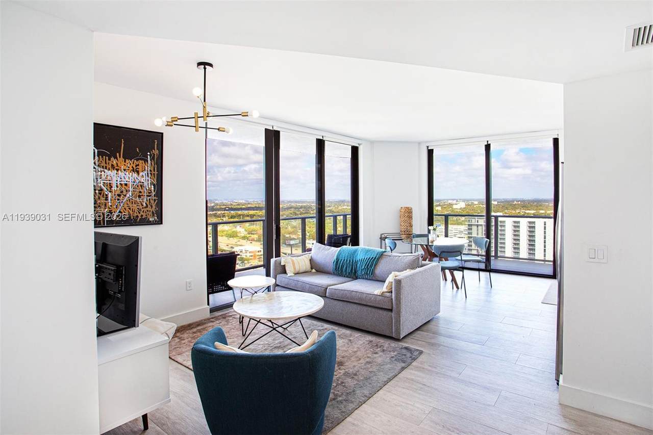 121 34th St - Photo 1