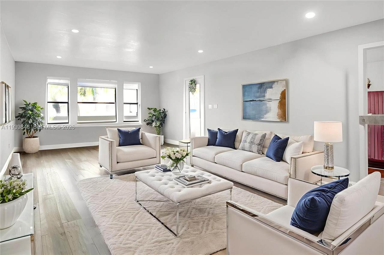 10440 156th Ct - Photo 1