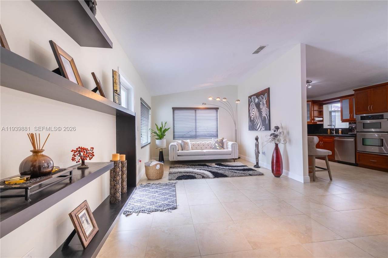 14766 81st St - Photo 1