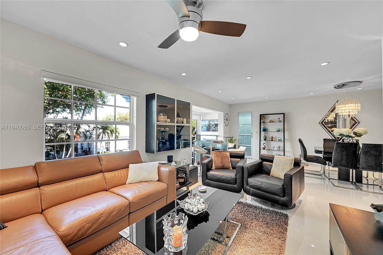 6261 Bay Club Dr - Photo 1