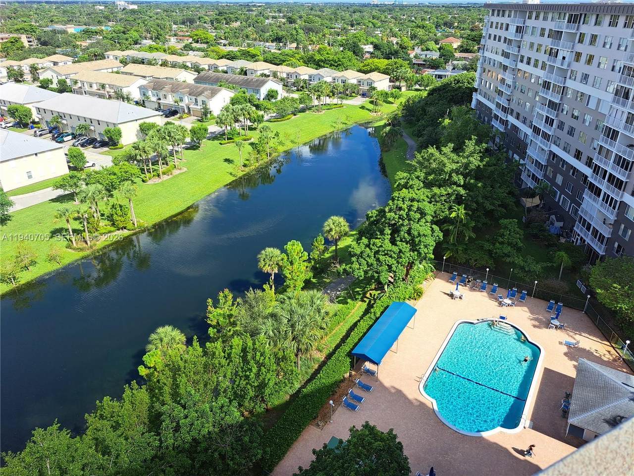 4001 Hillcrest Dr - Photo 1