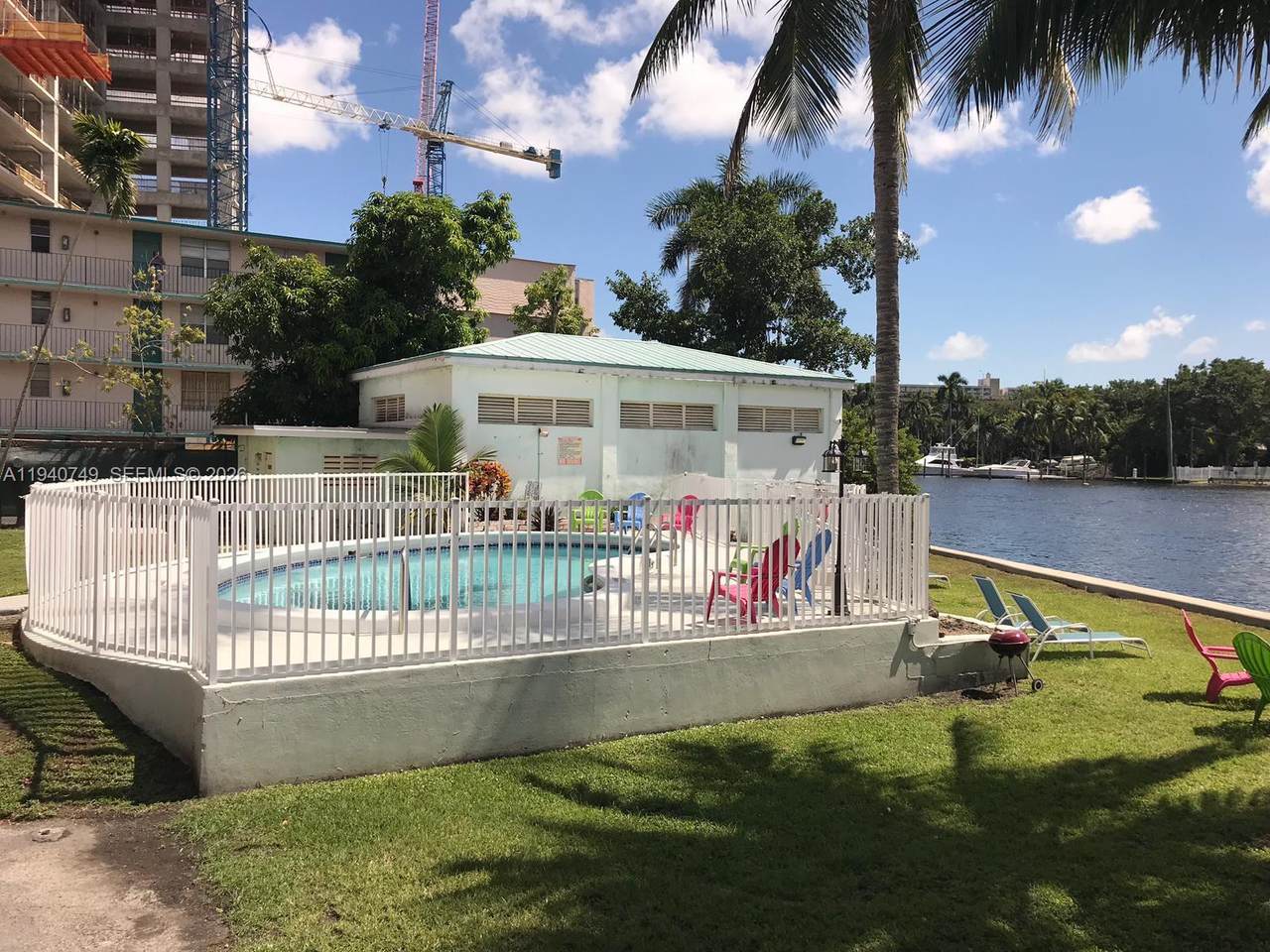 1610 N River Dr - Photo 1