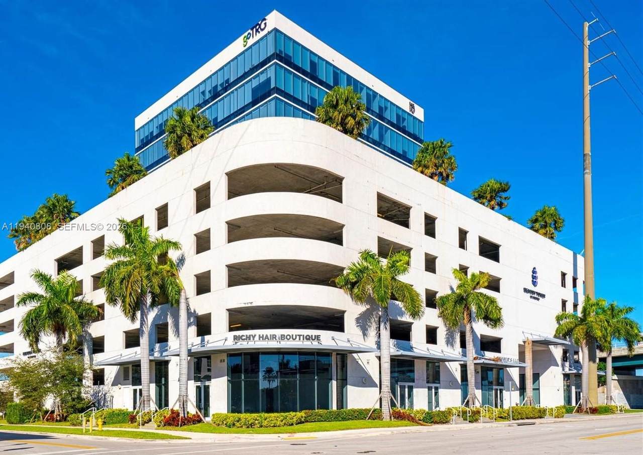 https://bt-photos.global.ssl.fastly.net/miami/orig_boomver_1_A11940808-2.jpg
