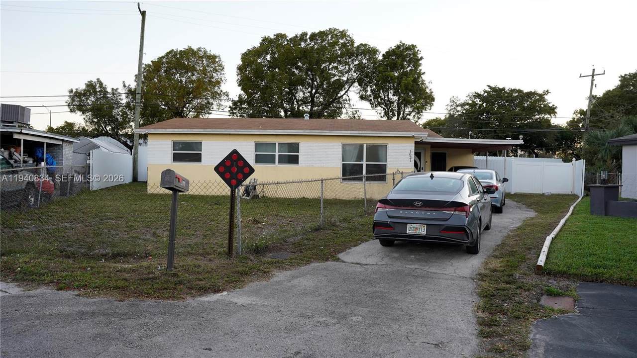 1021 23rd Rd - Photo 1