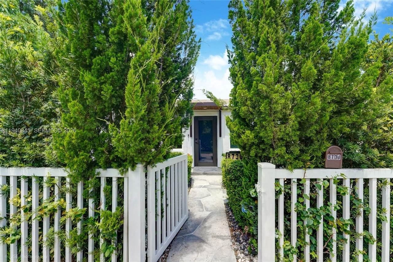 8730 8th Ct - Photo 1