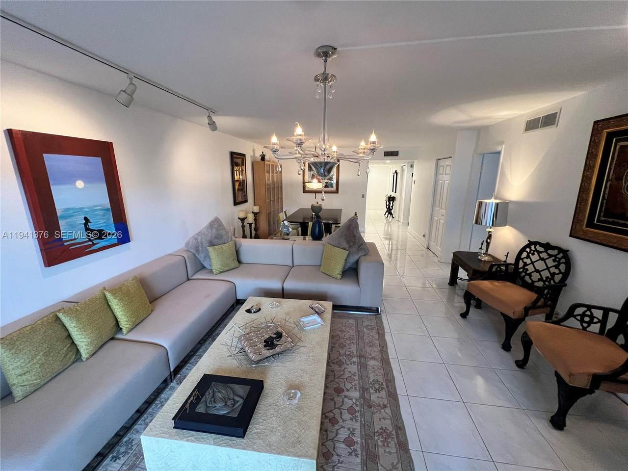 408 Lakeview Dr - Photo 1