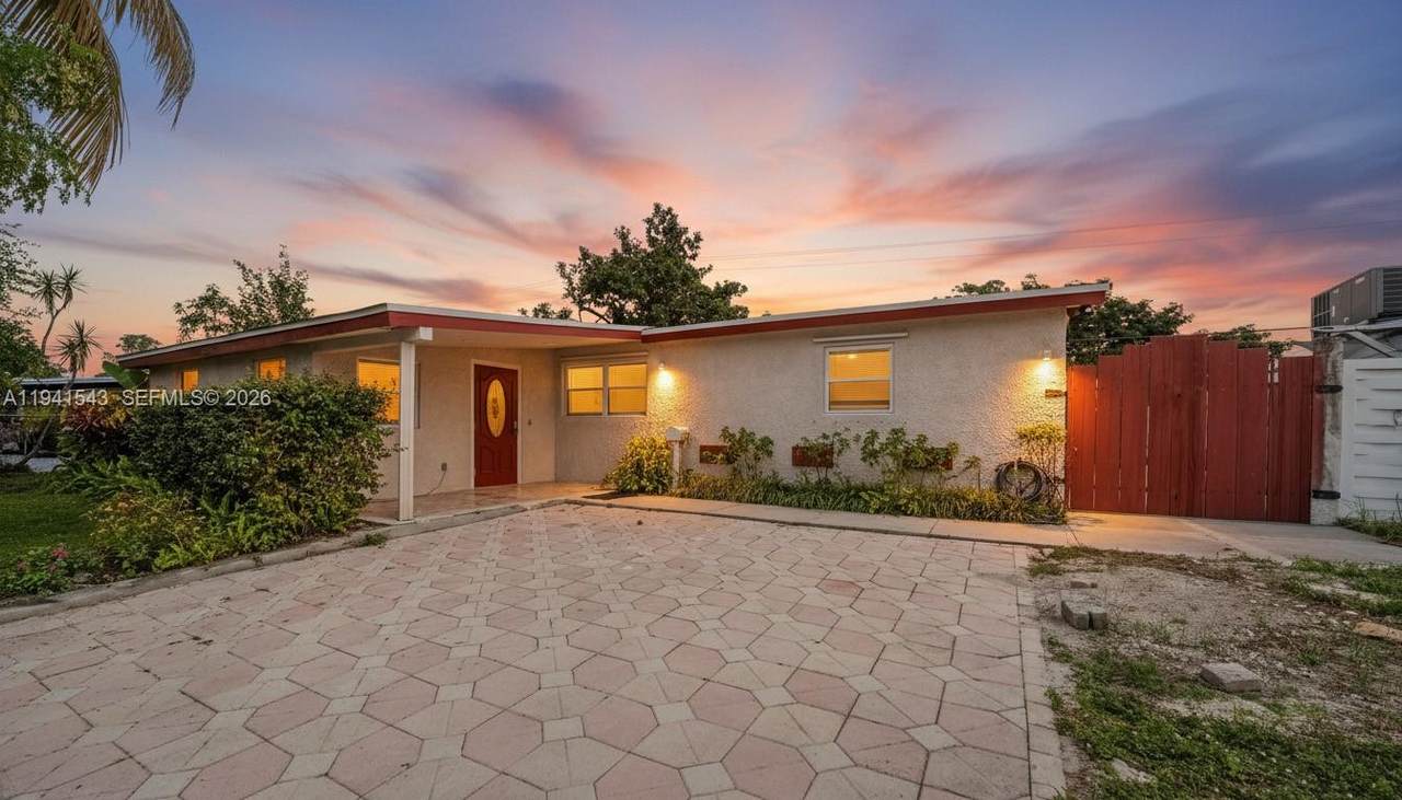 801 70th Ave - Photo 1