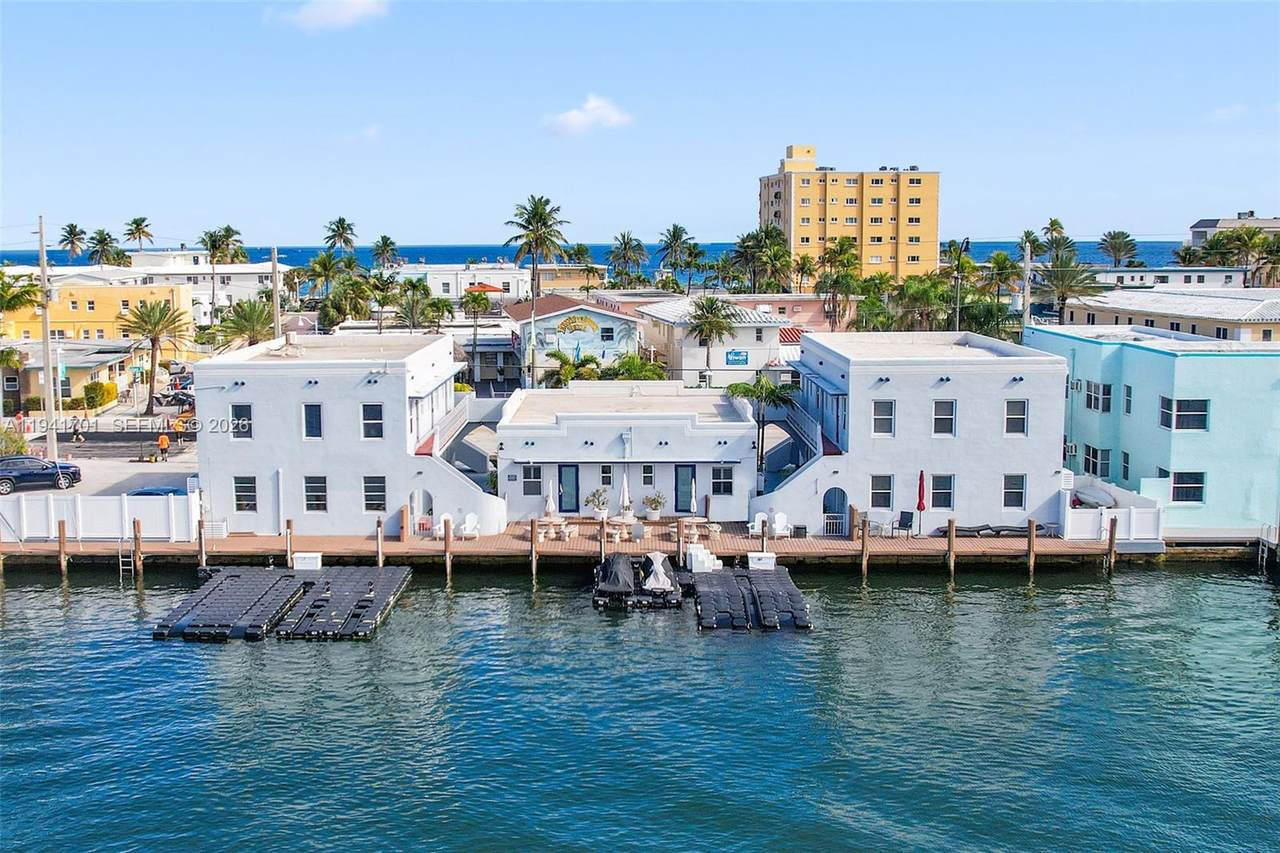 1908 Ocean Dr - Photo 1