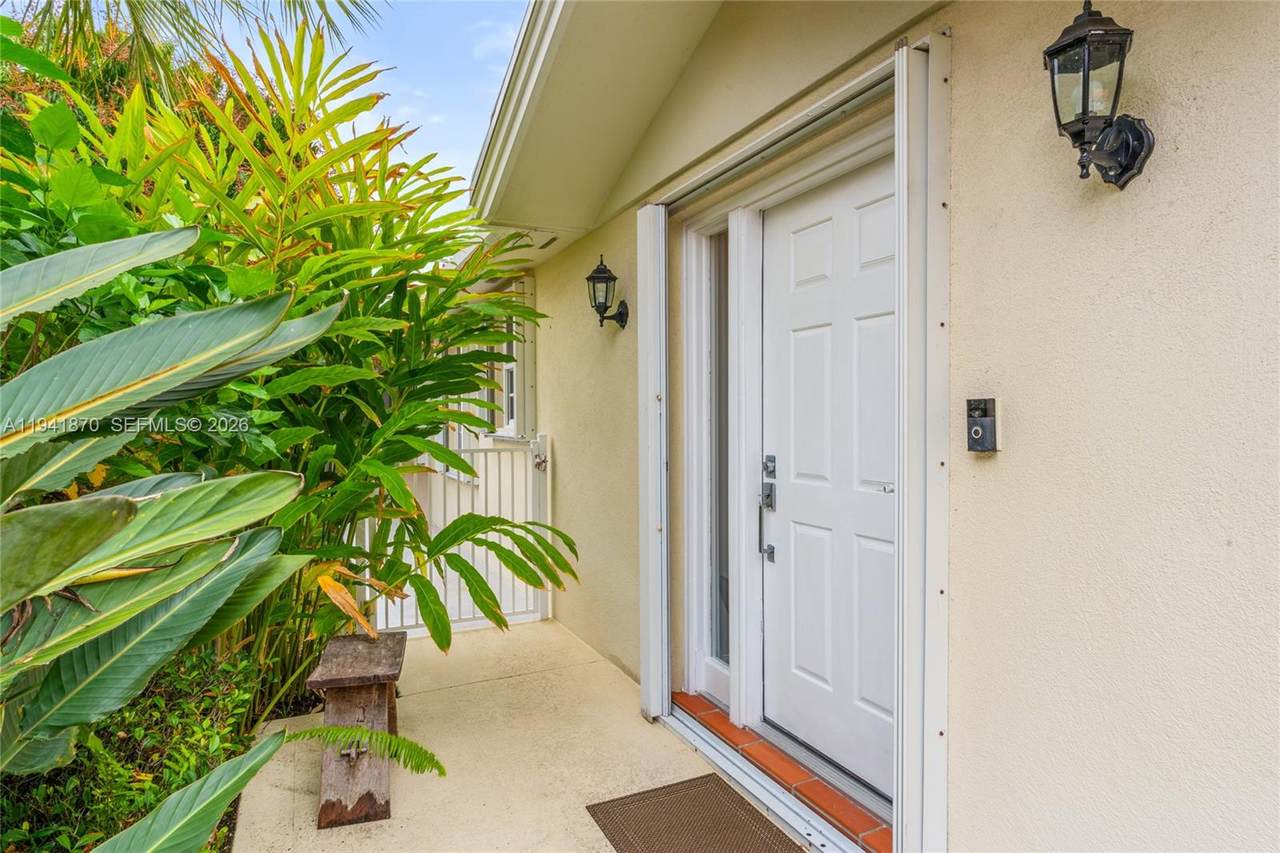 https://bt-photos.global.ssl.fastly.net/miami/1280_boomver_1_A11941870-2.jpg