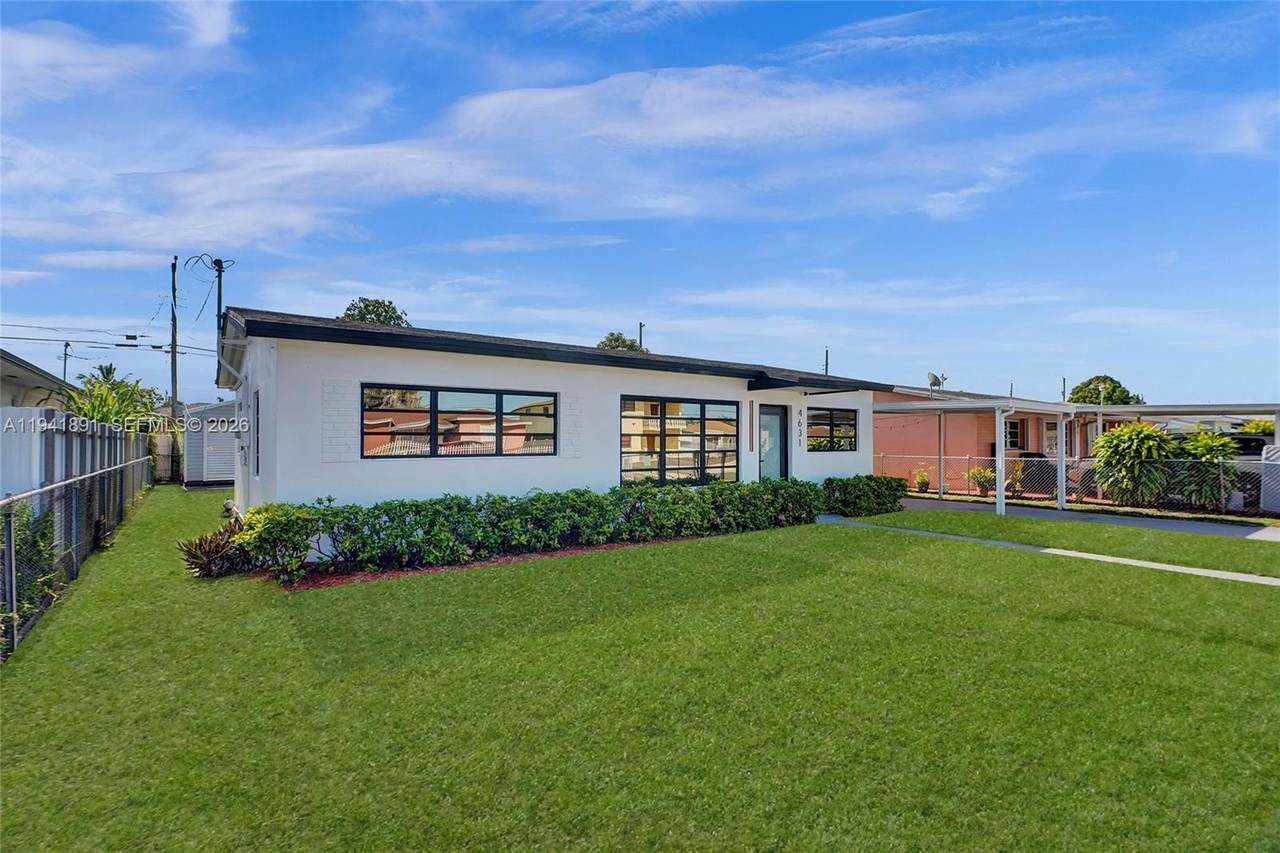 4631 8th Ct - Photo 1