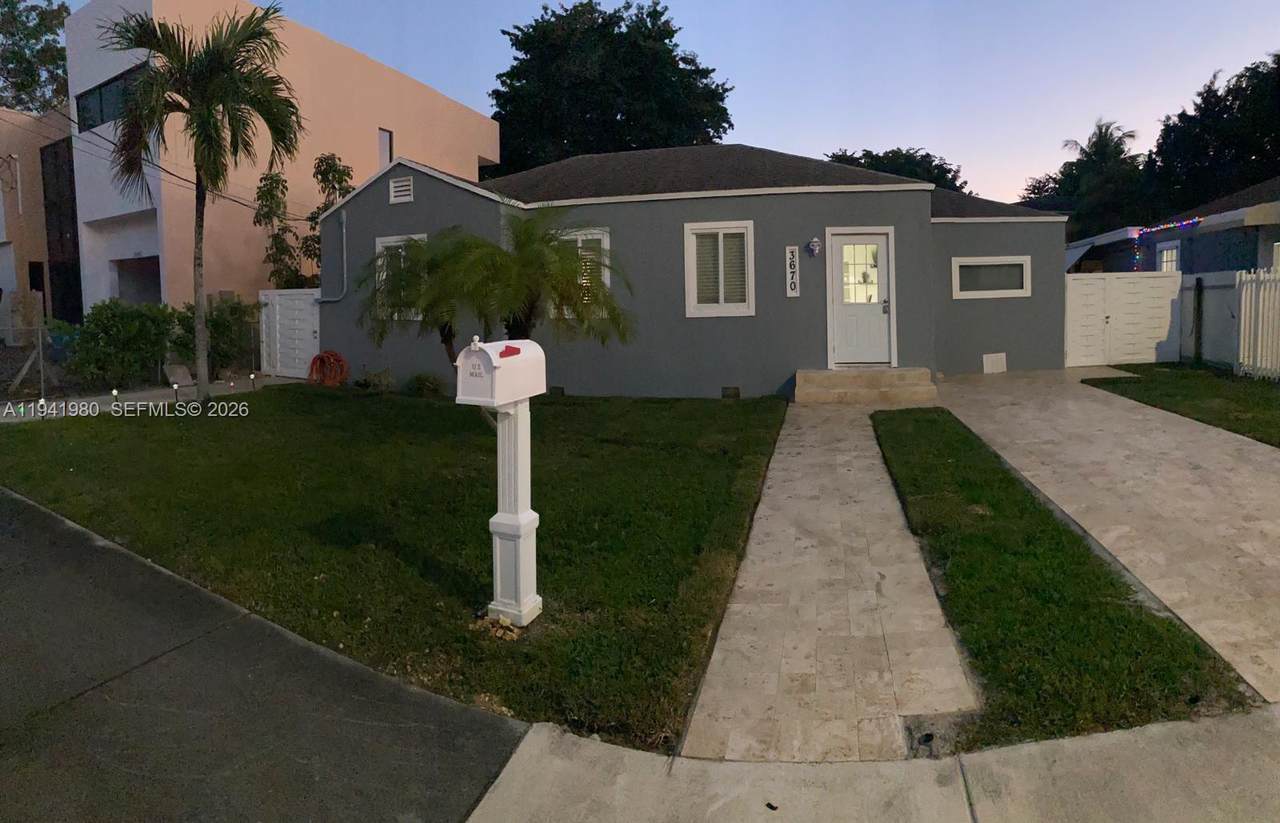 3670 12th St - Photo 1