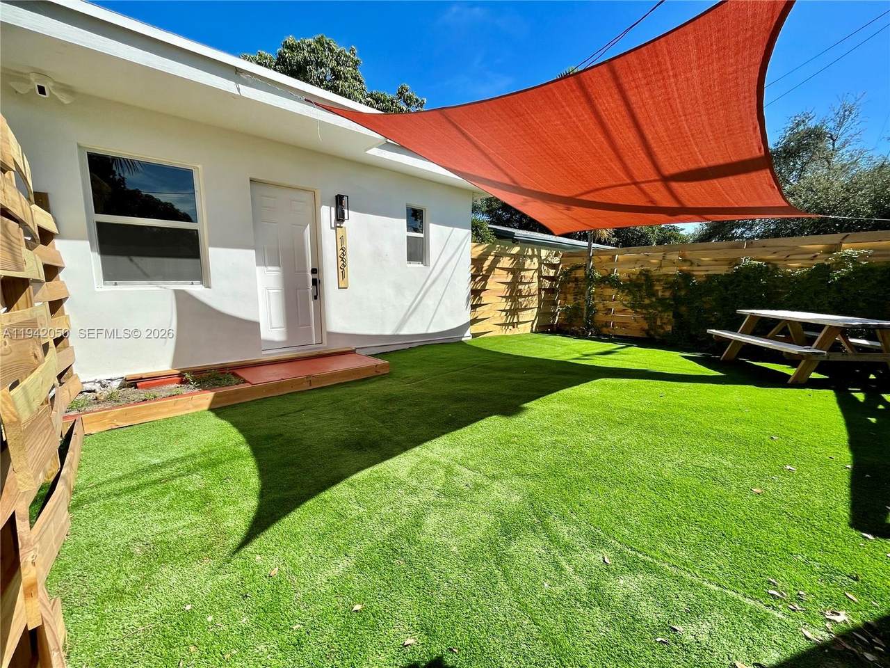 1331 58th Ter - Photo 1