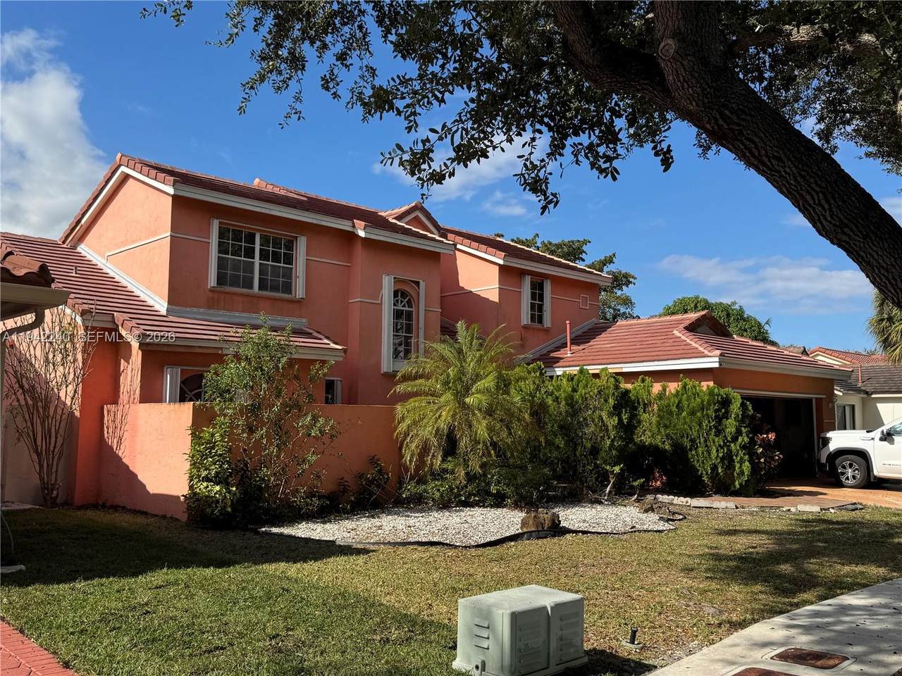 https://bt-photos.global.ssl.fastly.net/miami/orig_boomver_1_A11942240-2.jpg