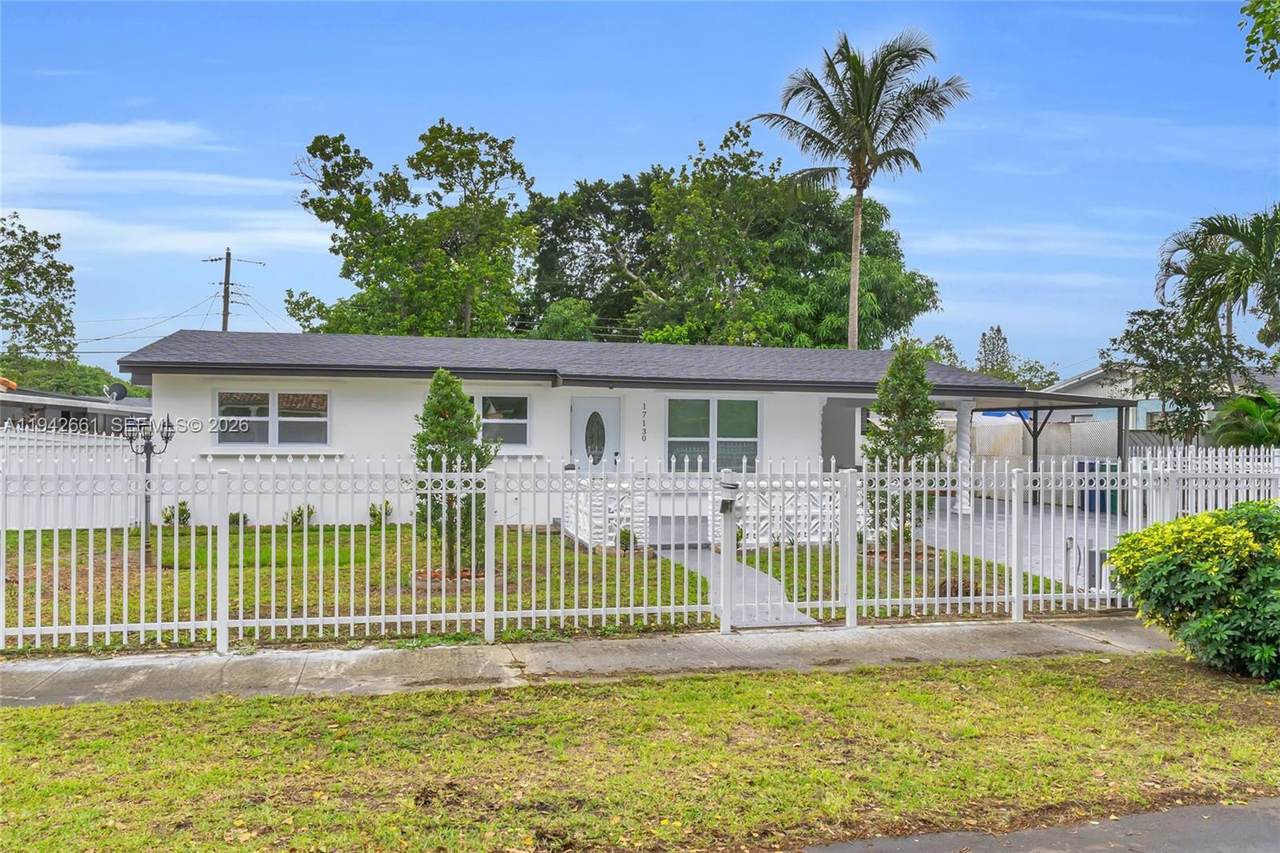 17130 51st Pl - Photo 1