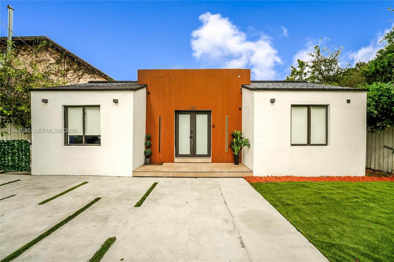 187 53rd St - Photo 1