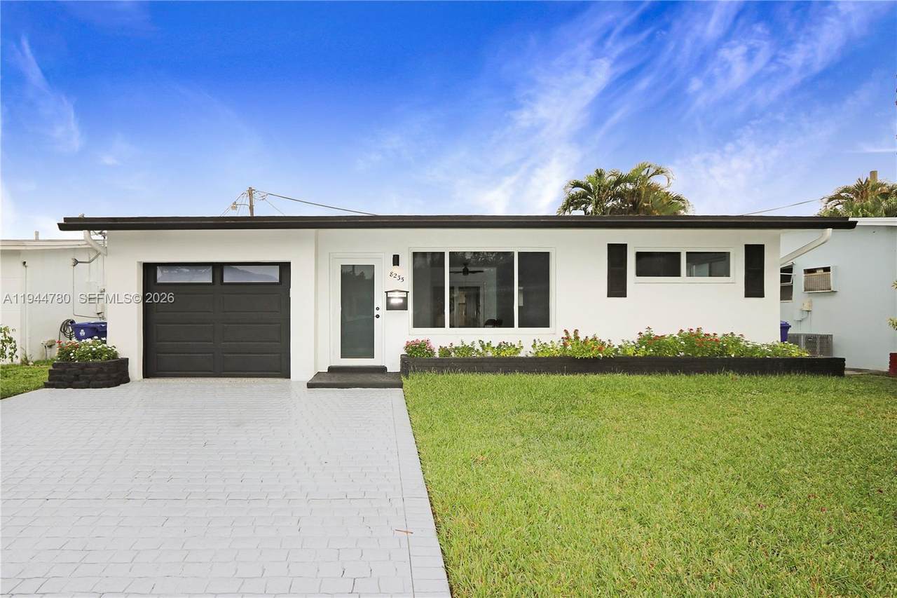 8235 23rd St - Photo 1