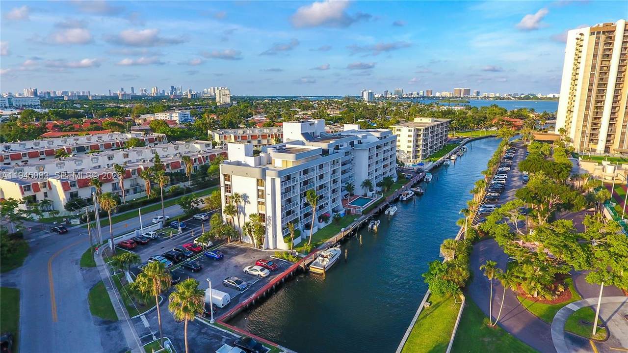 https://bt-photos.global.ssl.fastly.net/miami/1280_boomver_1_A11945083-2.jpg