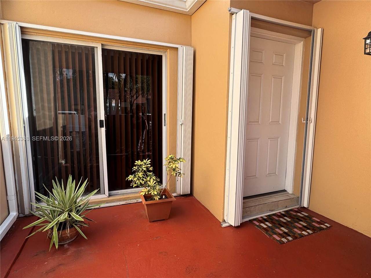 10315 154th Cir Ct - Photo 1