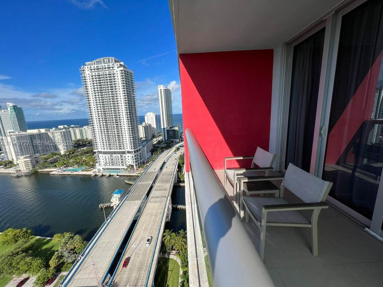 https://bt-photos.global.ssl.fastly.net/miami/1280_boomver_1_A11945727-2.jpg
