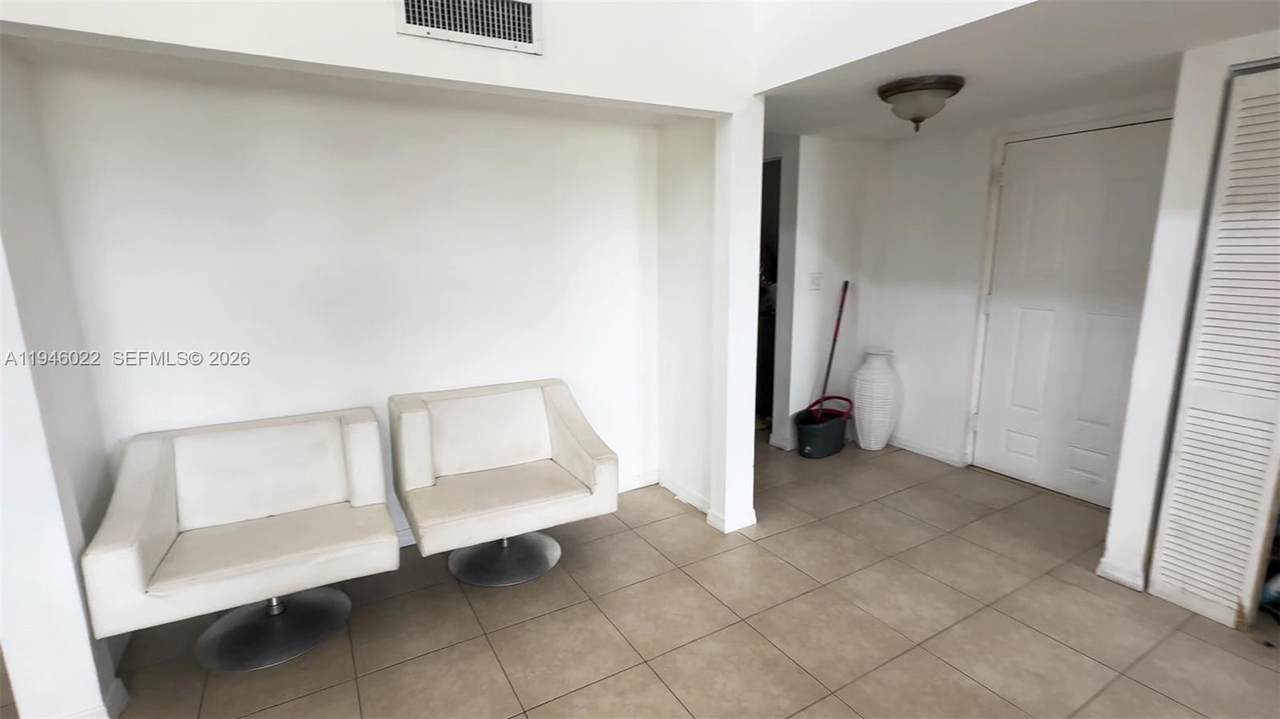 https://bt-photos.global.ssl.fastly.net/miami/1280_boomver_1_A11946022-2.jpg