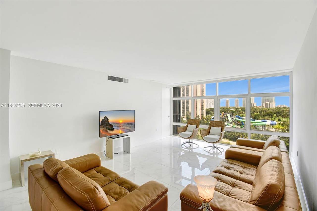 https://bt-photos.global.ssl.fastly.net/miami/1280_boomver_1_A11946255-2.jpg