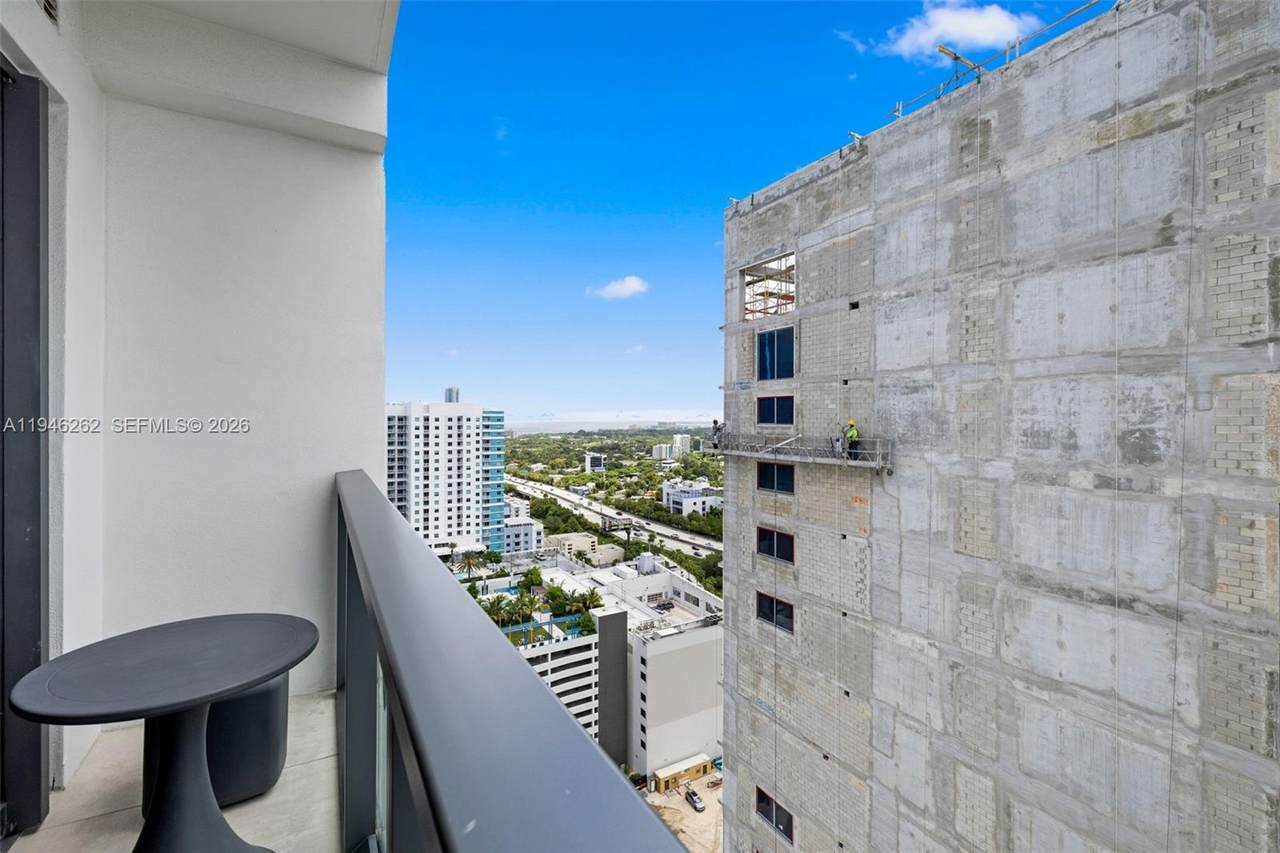 https://bt-photos.global.ssl.fastly.net/miami/1280_boomver_1_A11946262-2.jpg