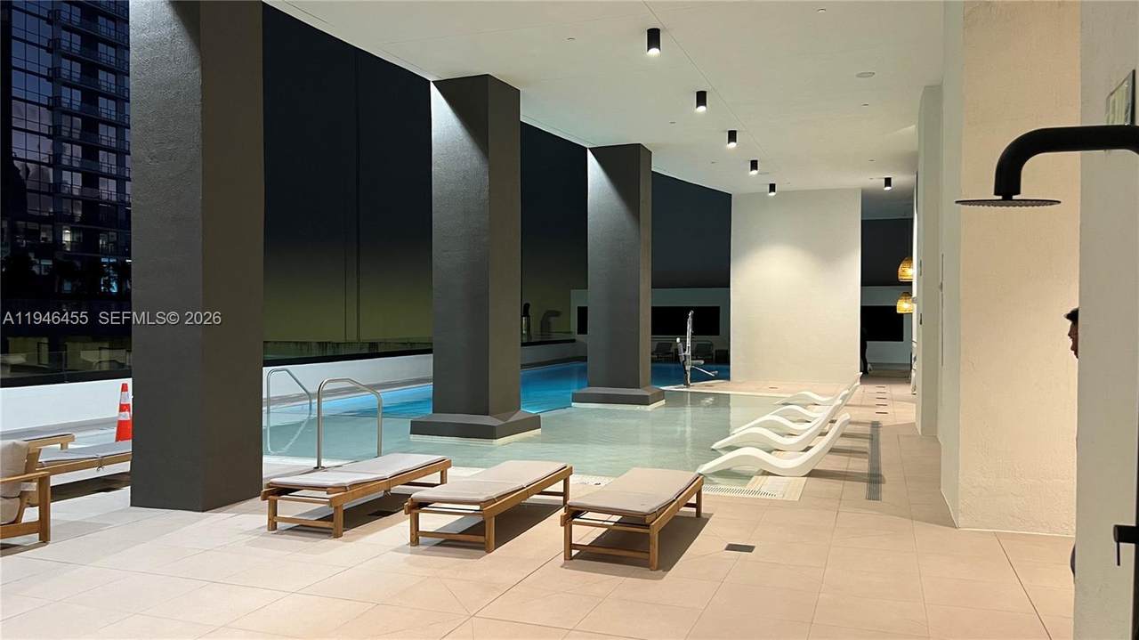 225 Miami Ave - Photo 1