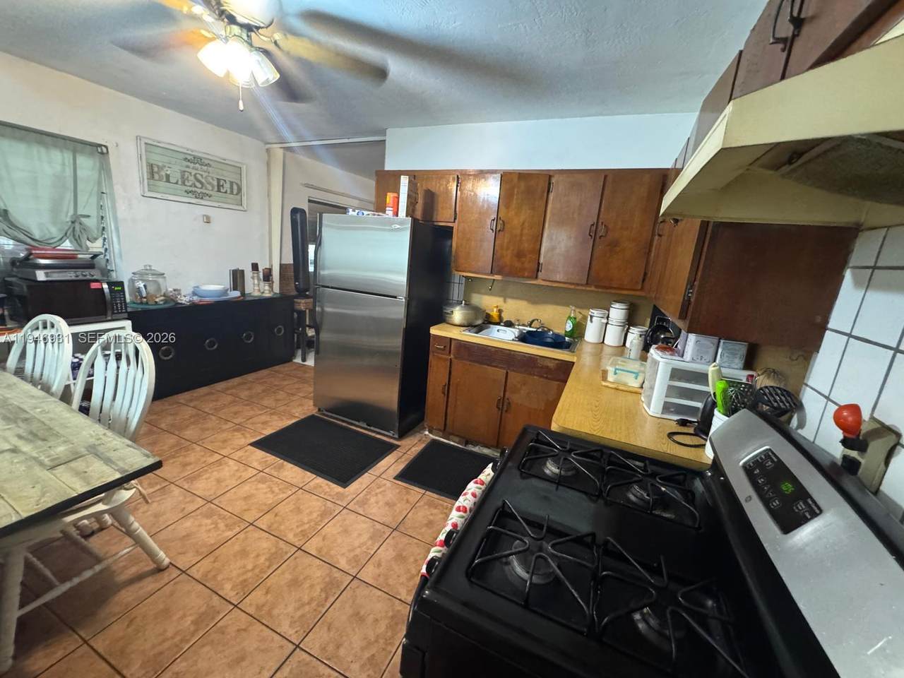 https://bt-photos.global.ssl.fastly.net/miami/1280_boomver_1_A11946931-2.jpg