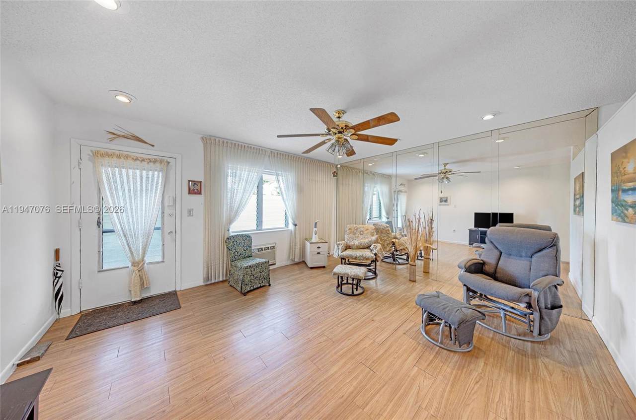 15600 6th Ave - Photo 1