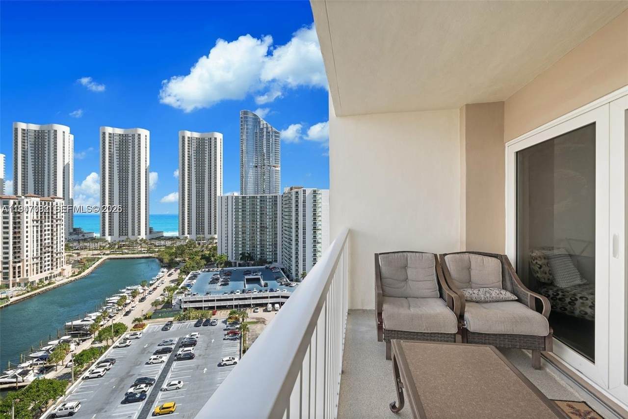 https://bt-photos.global.ssl.fastly.net/miami/1280_boomver_1_A11947382-2.jpg