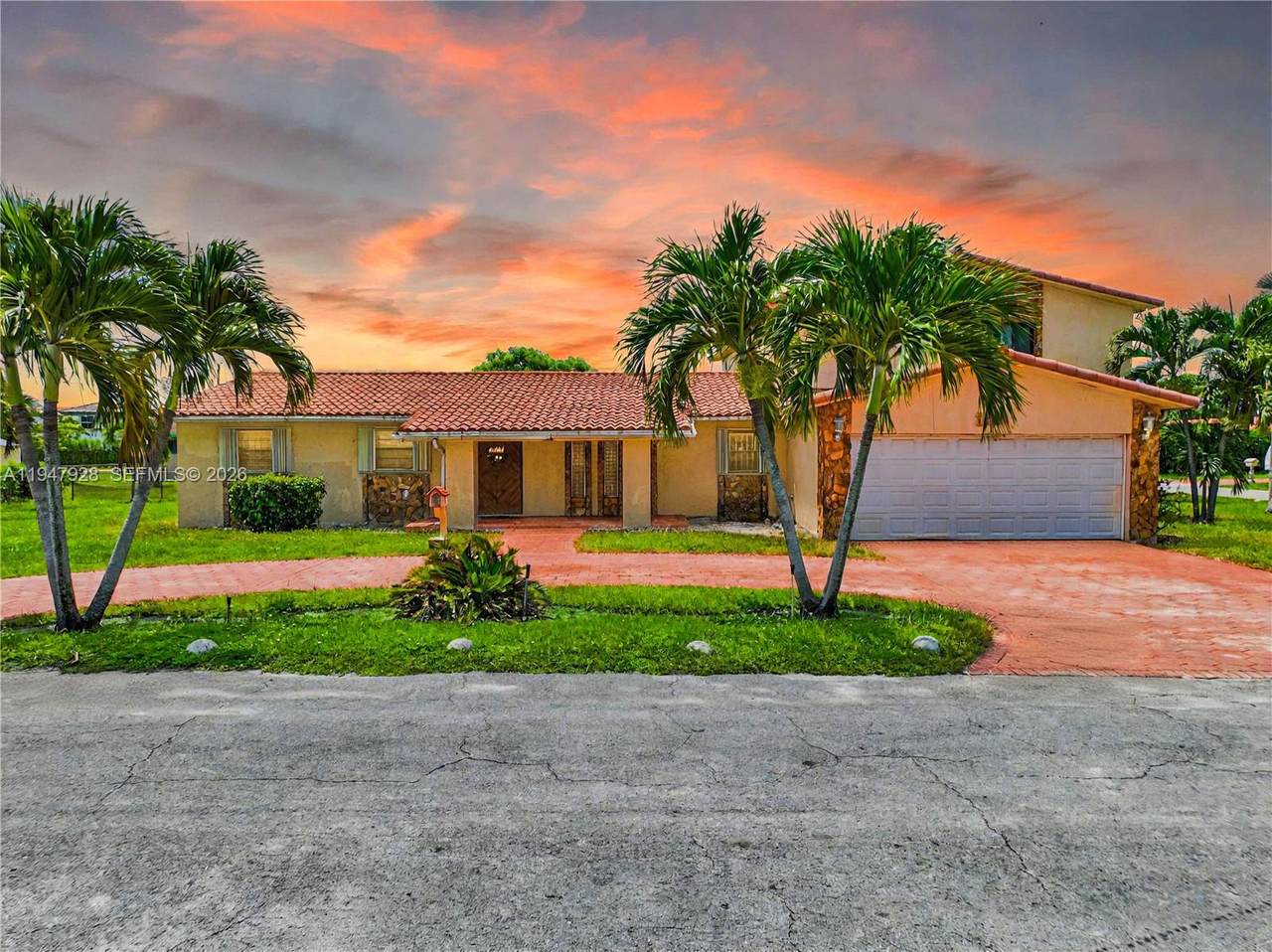 https://bt-photos.global.ssl.fastly.net/miami/1280_boomver_1_A11947928-2.jpg