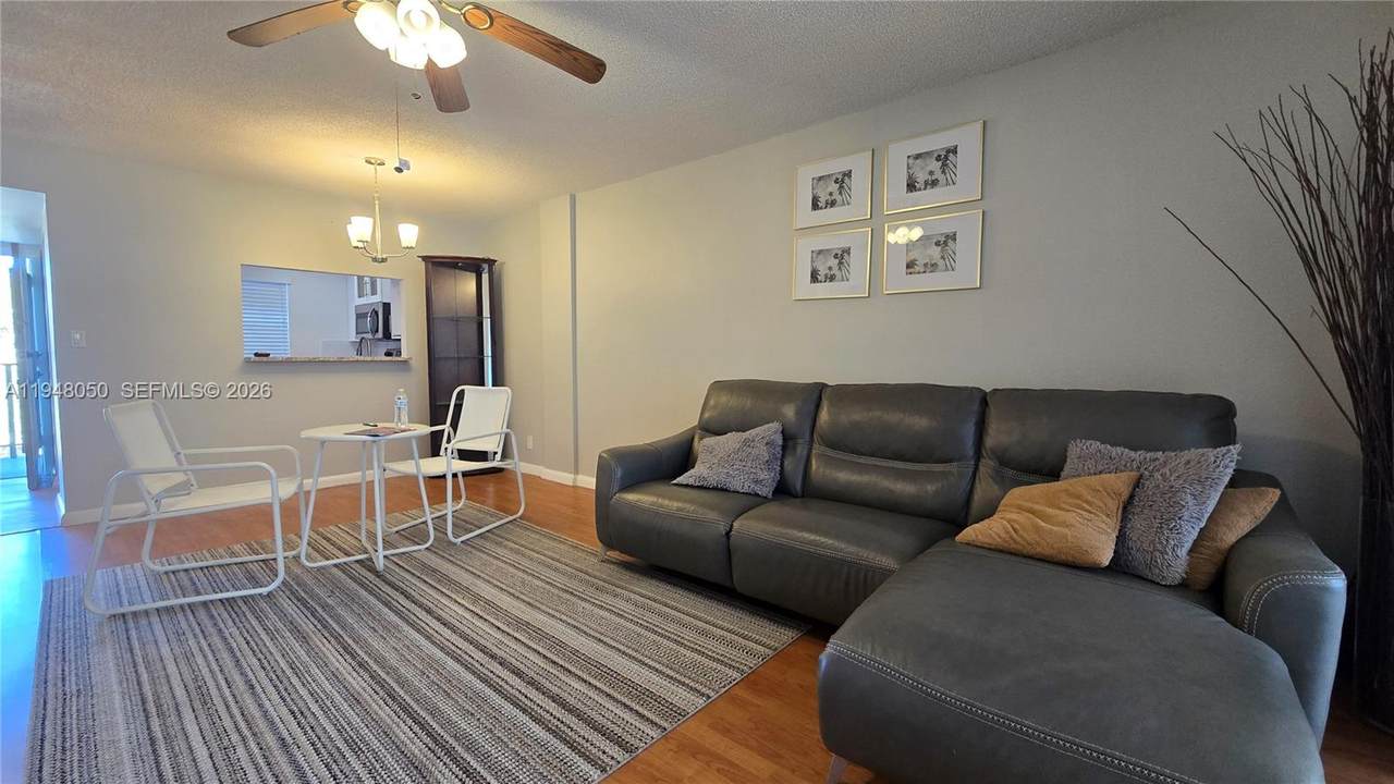 2900 48th Ter - Photo 1