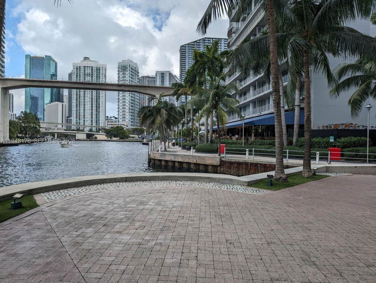 https://bt-photos.global.ssl.fastly.net/miami/orig_boomver_1_A11948176-2.jpg