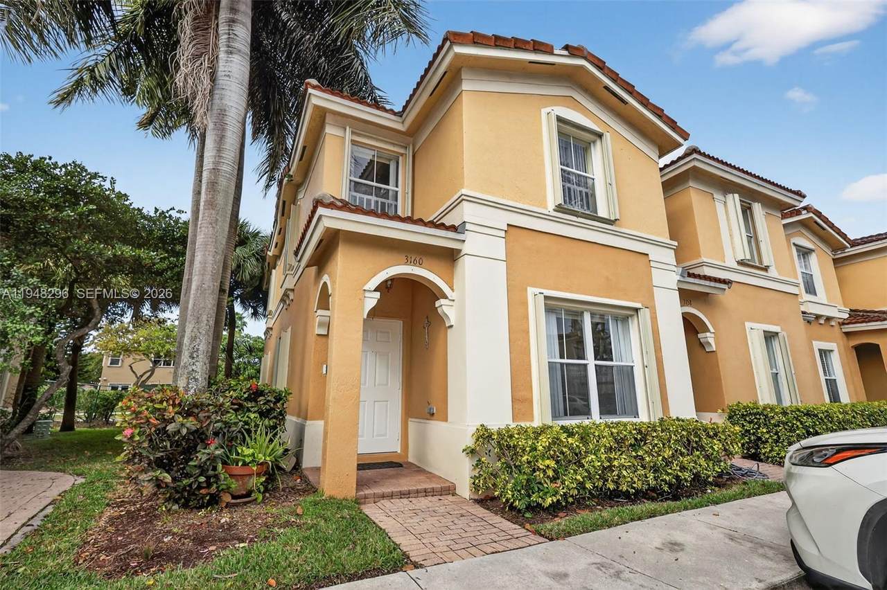 3160 129th Ter - Photo 1