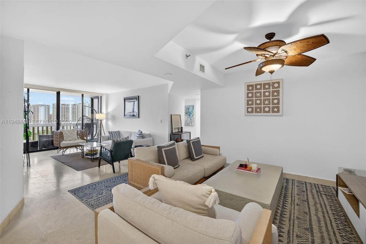 1000 Island Blvd - Photo 1