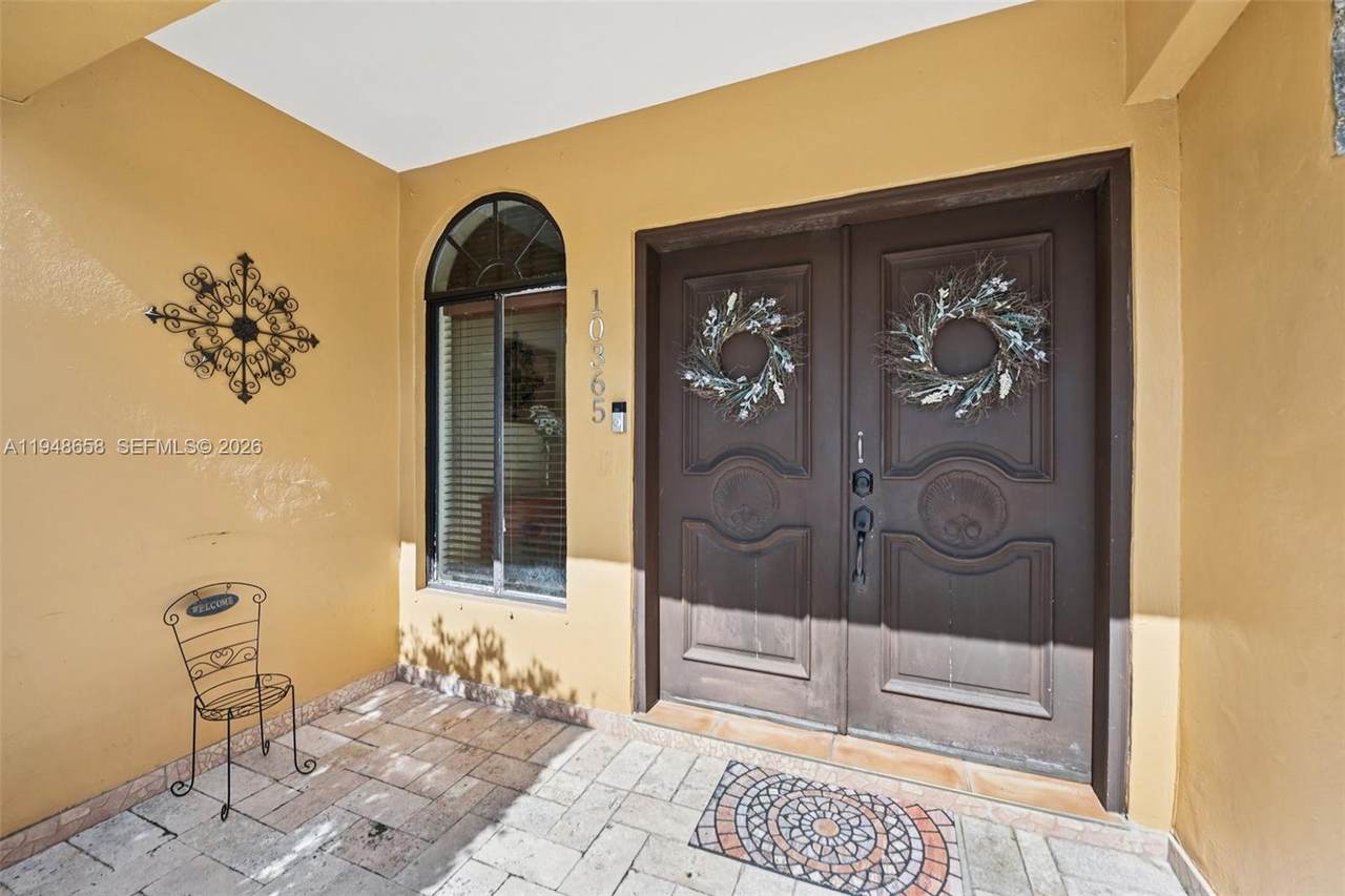 https://bt-photos.global.ssl.fastly.net/miami/1280_boomver_1_A11948658-2.jpg