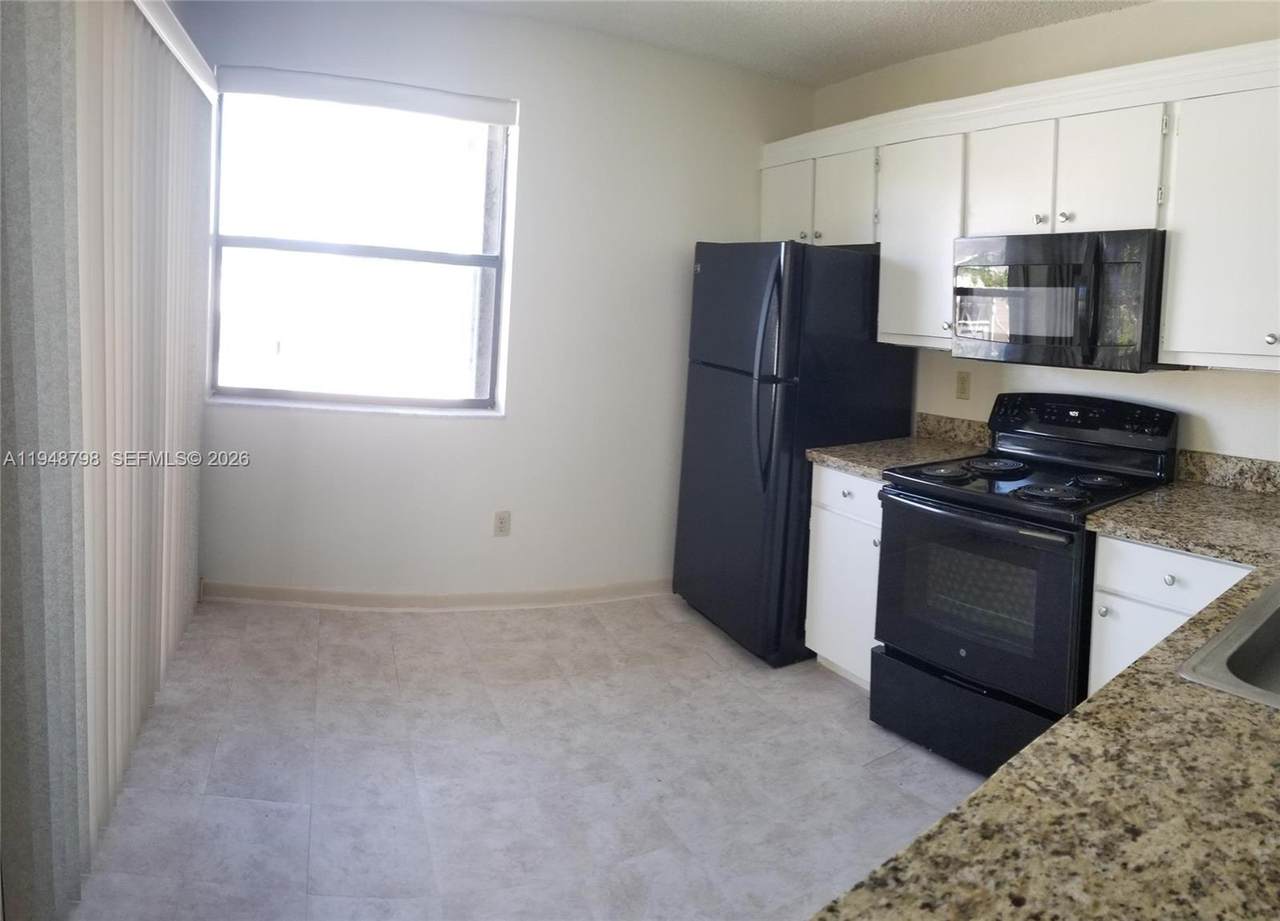 1201 Liberty Ave - Photo 1