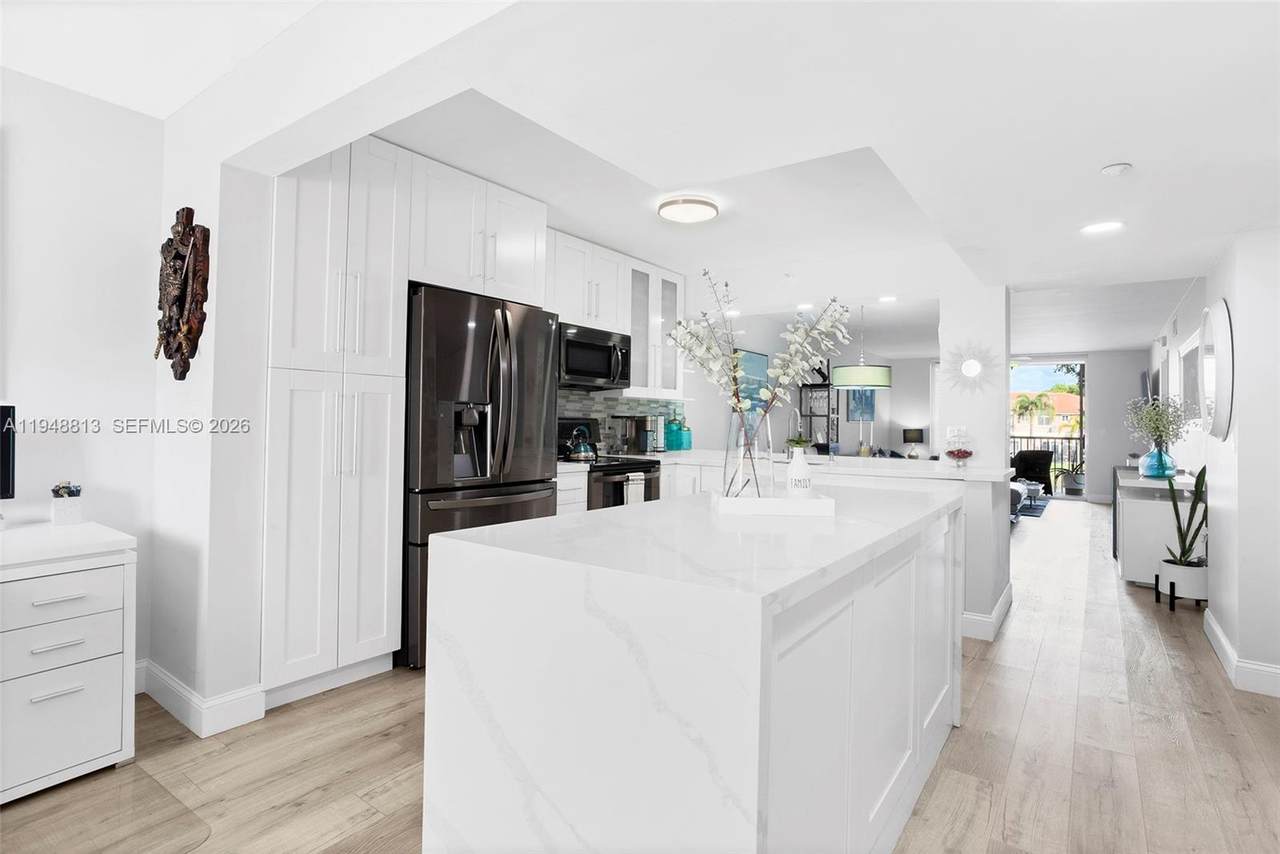 7763 Southampton Ter - Photo 1