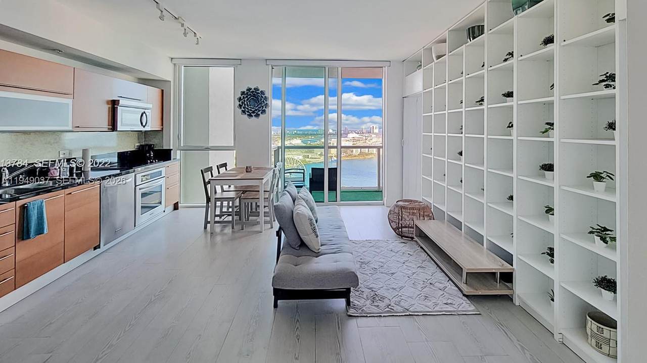 https://bt-photos.global.ssl.fastly.net/miami/1280_boomver_1_A11949037-2.jpg