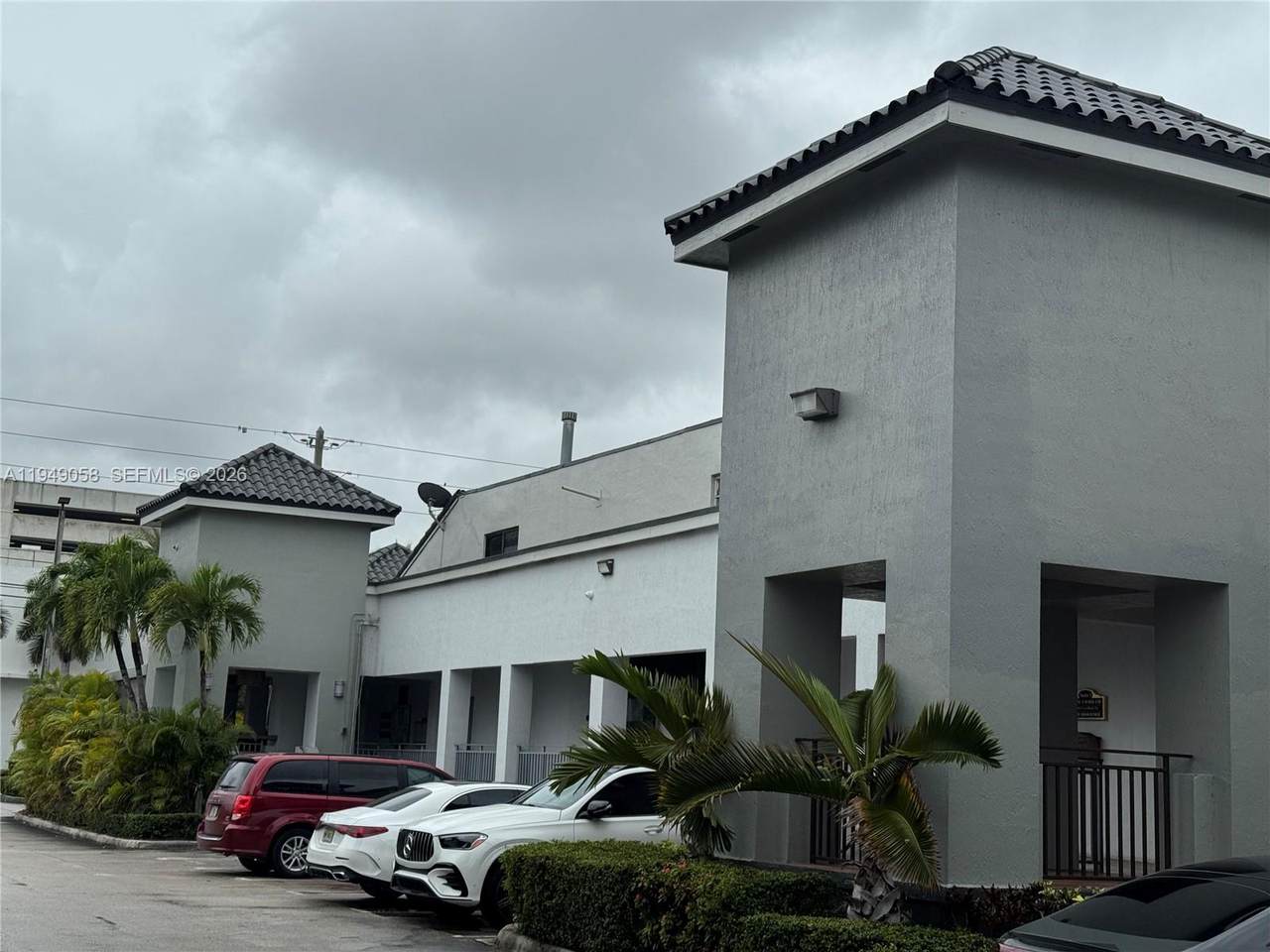 https://bt-photos.global.ssl.fastly.net/miami/1280_boomver_2_A11949058-2.jpg