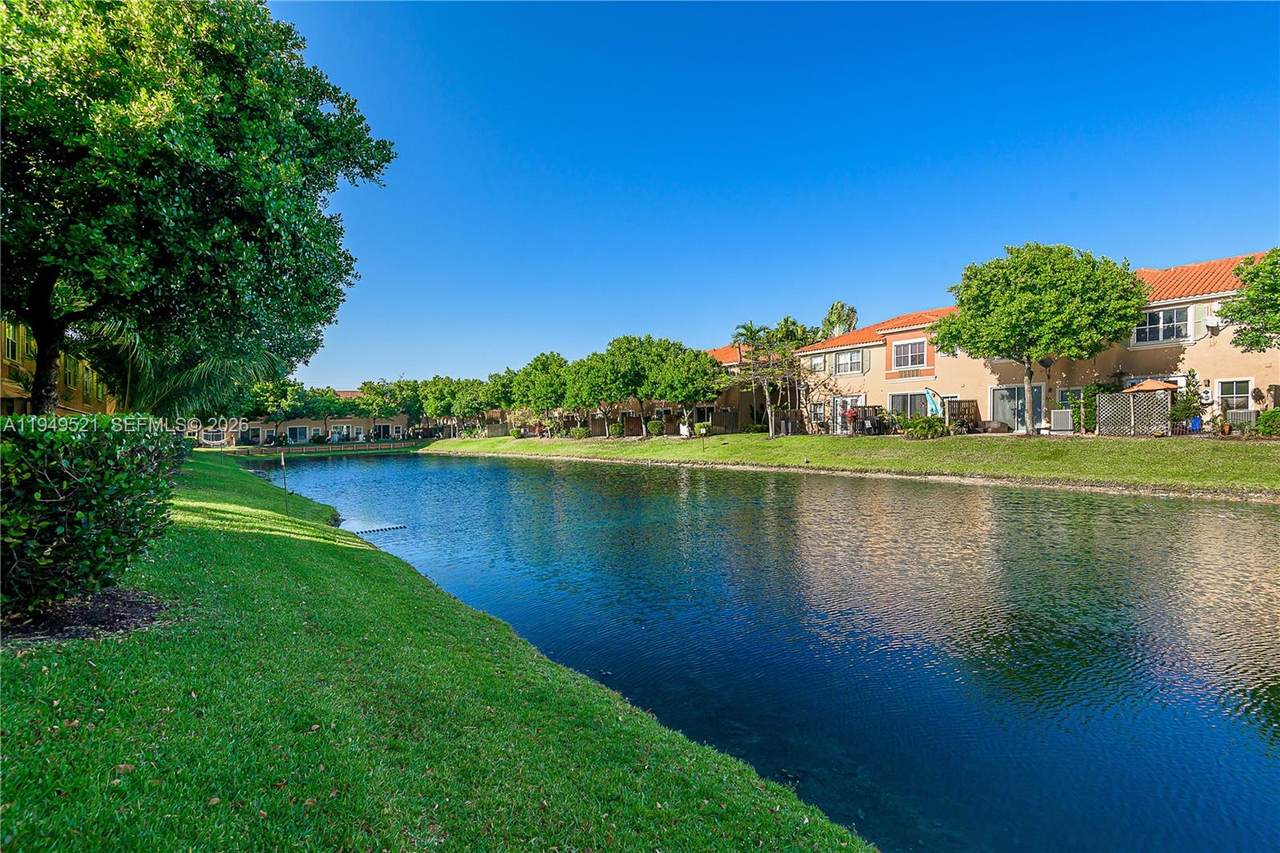 https://bt-photos.global.ssl.fastly.net/miami/1280_boomver_1_A11949521-2.jpg