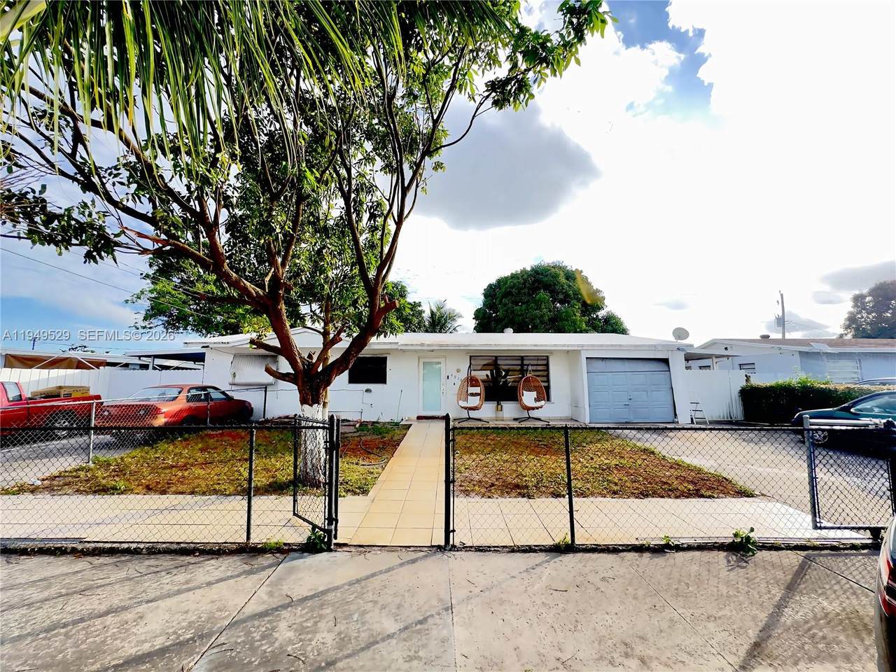 4910 173rd St - Photo 1