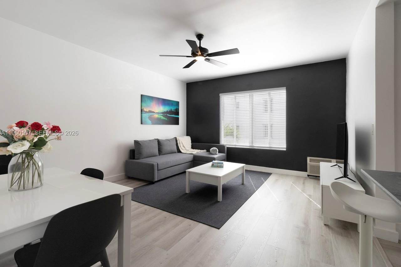 3700 Collins Ave - Photo 1